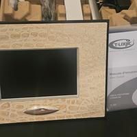 cornice digitale pelle e argento