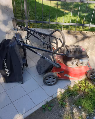 Tagliaerba motore Honda