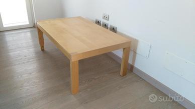 Tavolino basso in betulla Ikea