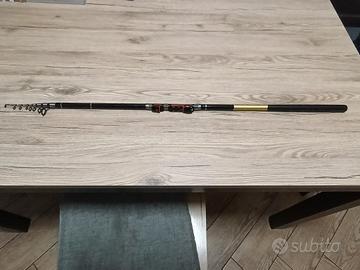 Canna da pesca telescopica.