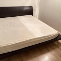 letto matrimoniale in legno, come nuovo