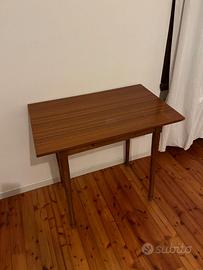 scrivanie vintage piccole (2 disponibili)