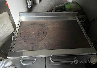 Cucina a legna Attilio Vescovi  in acciaio e ghisa