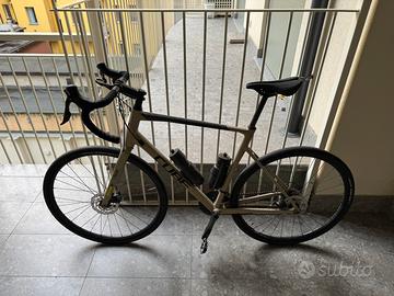 Cube nuroad gravel XL