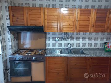 Mobili artigianali Cucina in legno di pino