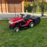 trattorino tagliaerba 