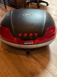 Bauletto moto, portacasco