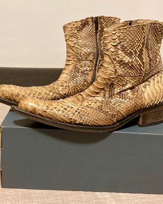 Stivaletto in pitone