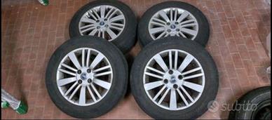 Cerchi in lega Fiat Grande Punto 175/65 R15