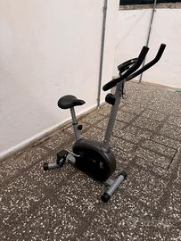 Cyclette Everfit BK300 - PARI AL NUOVO (Mai usata)