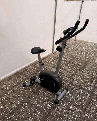 Cyclette Everfit BK300 - PARI AL NUOVO (Mai usata)