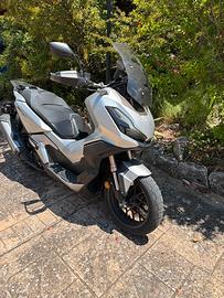Honda Adv350