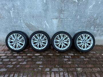 Set COMPLETO di 4 CERCHI IN LEGA ORIGINALI Alfa