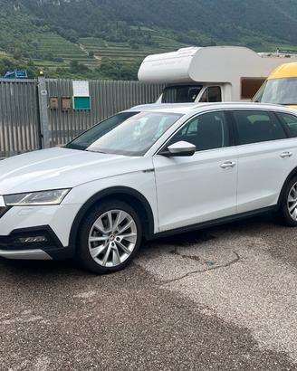 Skoda Octavia Wagon 2.0 tdi evo Scout 4x4 150cv ds