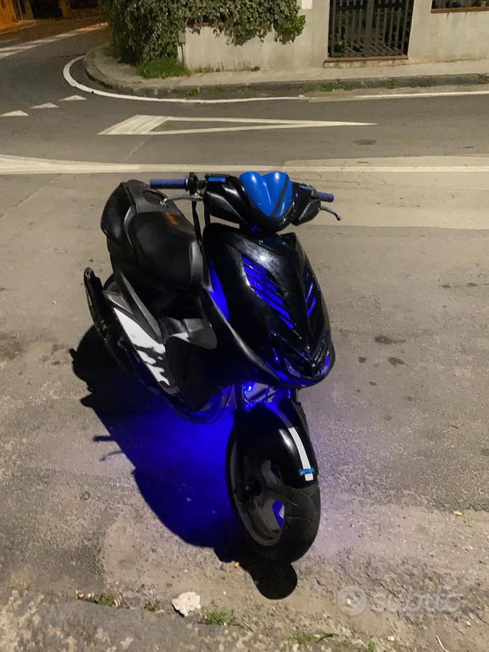 Aerox 50 r Vendita in Moto e scooter