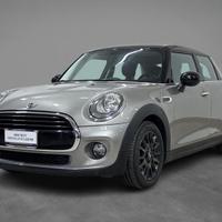 Mini Cooper D 1.5 D Cooper D Boost Auto
