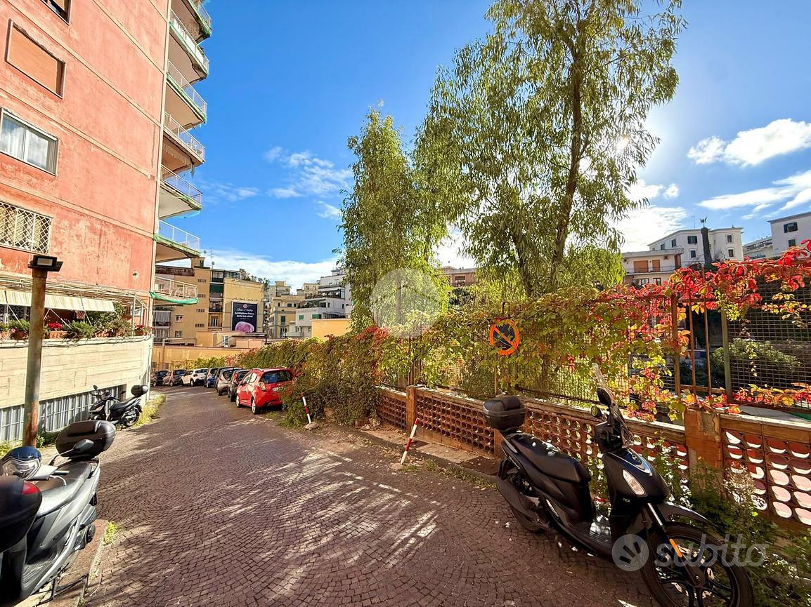 Apartment in Napoli, Chiaia, Municipalità 1 - Vista 3