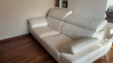 Divano in pelle bianco by poltrone&sofa
