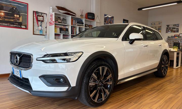 Volvo V60 Cross Country D4 AWD Geartronic Pro