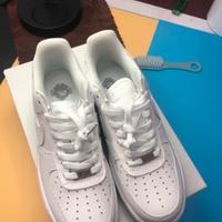 Nike Air Force 1 bianche, taglia 39