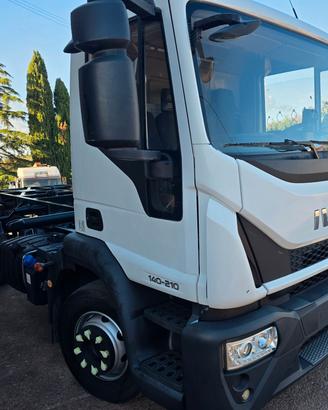 IVECO EUROCARGO 140-210 ANNO 2017 PASSO 3690 RIBAL