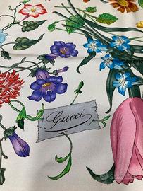 foulard GUCCI