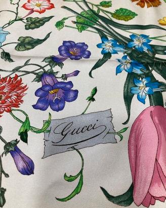 foulard GUCCI
