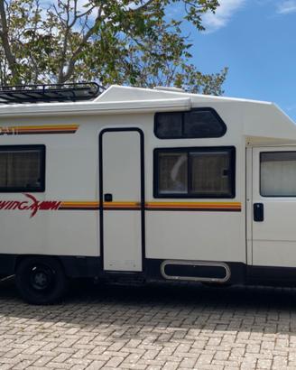 Camper Wingamm Oasi 600 semintegrale monoscocca