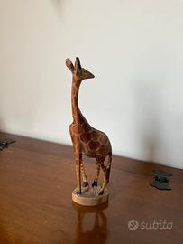 Giraffa in legno