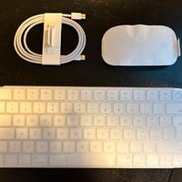 Apple Tastiera Magic Keyboard e Magic Mouse