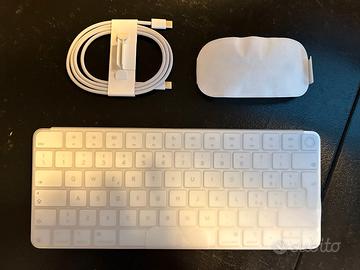 Apple Tastiera Magic Keyboard e Magic Mouse