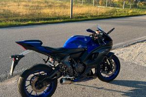 YAMAHA YZF R7 
