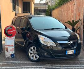 Opel Meriva 1.3 CDTI 95CV ecoFLEX Cosmo