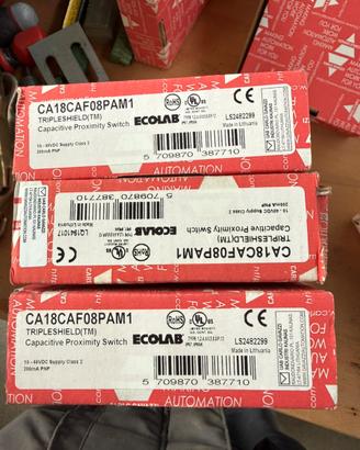 Sensori prossim capacitativo Gavazzi CA18CAF08PAM1