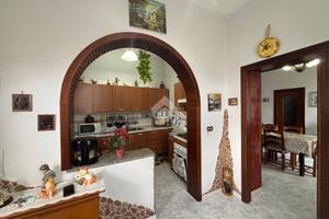 2 LOCALI A MARANO DI NAPOLI