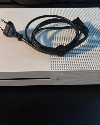 XBOX ONE S + Cavo di alimentazione– Pronta all’uso
