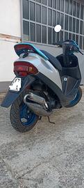 Scooter Honda ZX DIO 50cc.