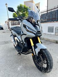 HONDA X-ADV 750 2023