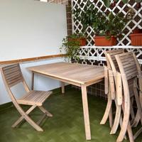 Tavolo allungabile con sedie da giardino