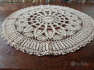 Centrotavola uncinetto fatto a mano