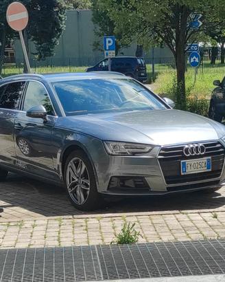 Audi A4 Avant 2.0  150CV S tronic (2019) 