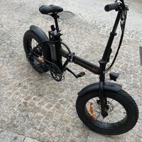 Bicicletta Elettrica SMARTWAY M1