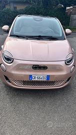 FIAT 500 3+1 ELETTRICA ROSA