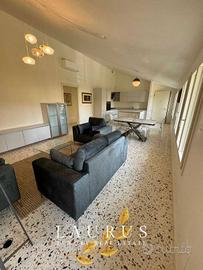 Appartamento di 120 m² con 4 locali e box auto dop