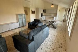 Appartamento di 120 m² con 4 locali e box auto dop