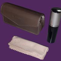 Sunglass Hut Kit per Pulizia Occhiali con Astuccio