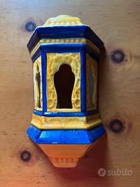 Edicola in ceramica da muro