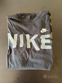 Maglia nike vintage taglia S