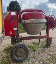 Betoniera con motore 220v