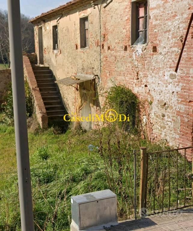 Rustico / Casale di 330 m² con più di 5 locali e p - Vista 5